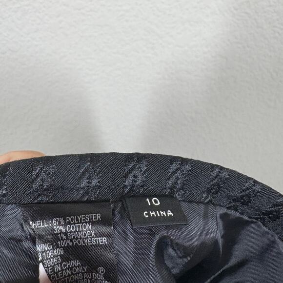 Tahari Arthur S. Levine Size 10 Pencil Skirt Black Asymmetric Ribbed Striped - Picture 5 of 5